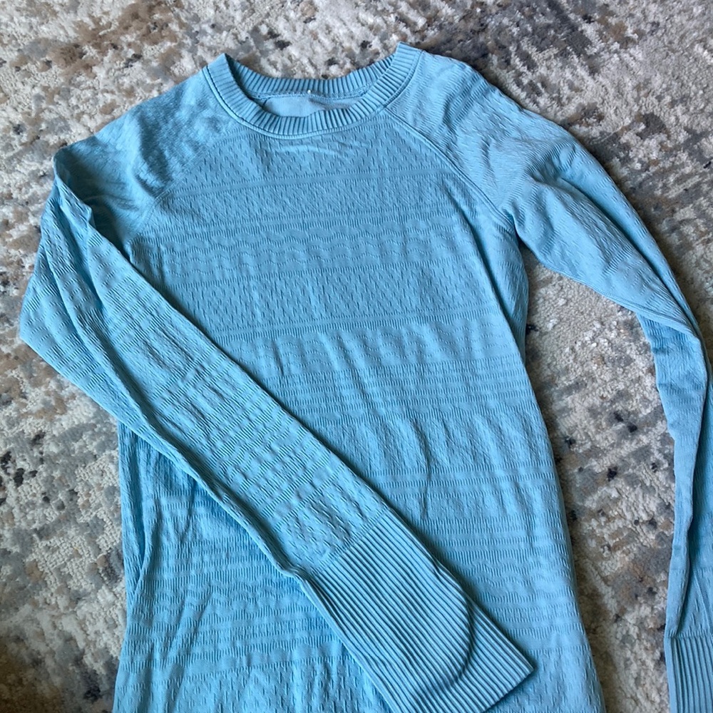Ice blue swiftly tech- NWOT